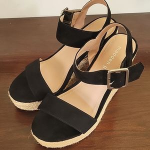 Platform espadrille sandals